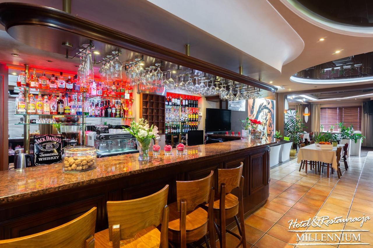 Hotel Millennium Przasnysz Buitenkant foto