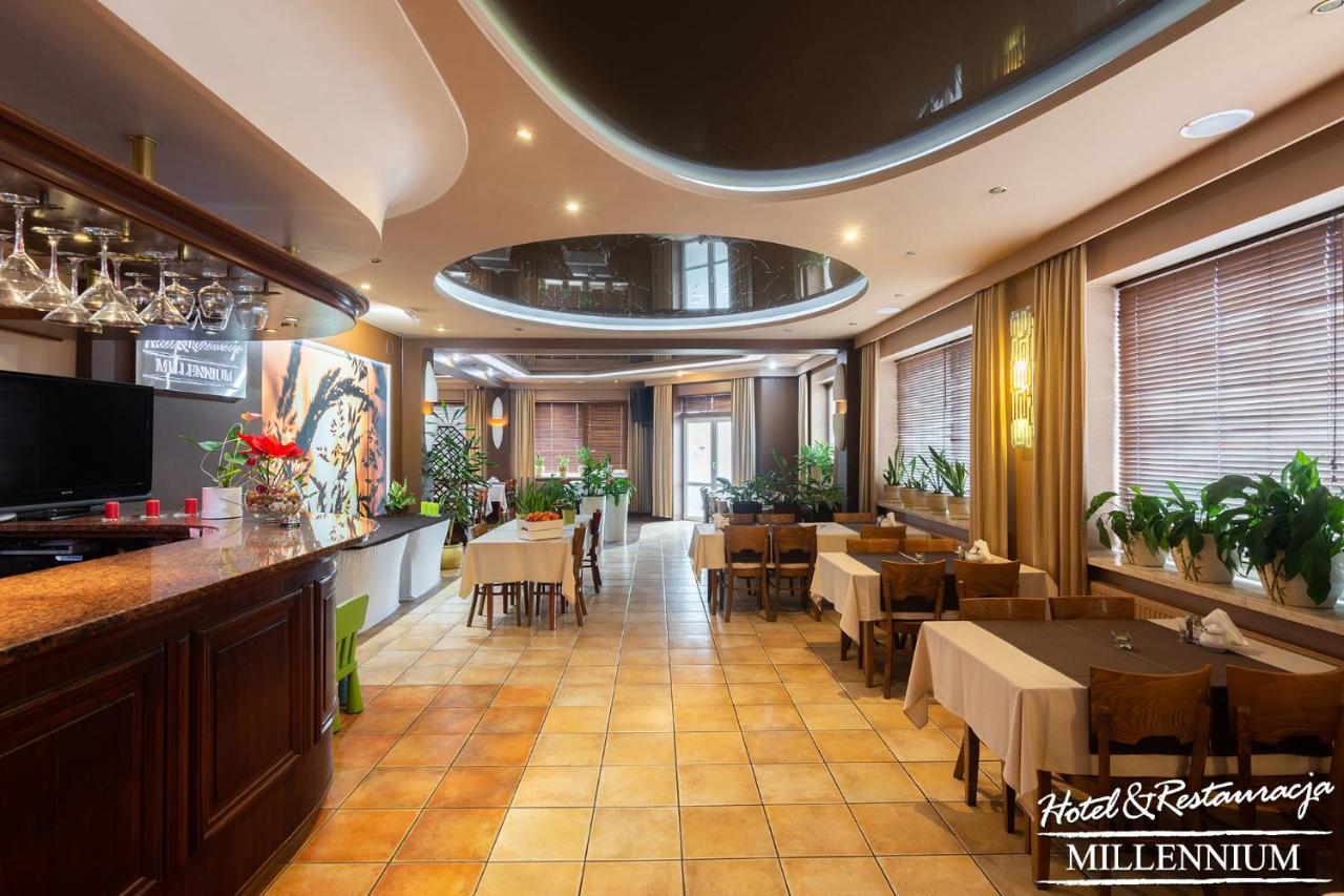 Hotel Millennium Przasnysz Buitenkant foto