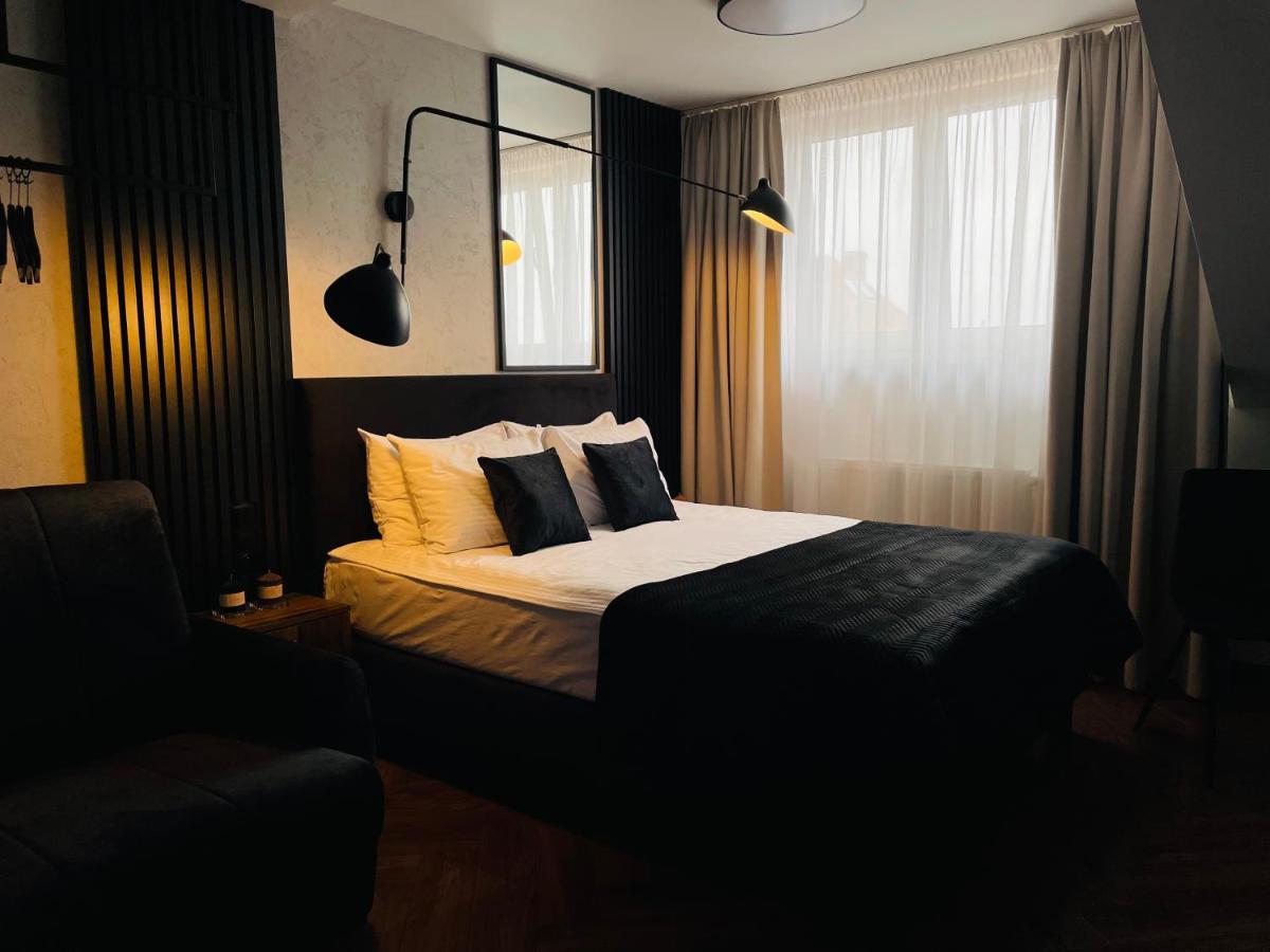 Hotel Millennium Przasnysz Buitenkant foto