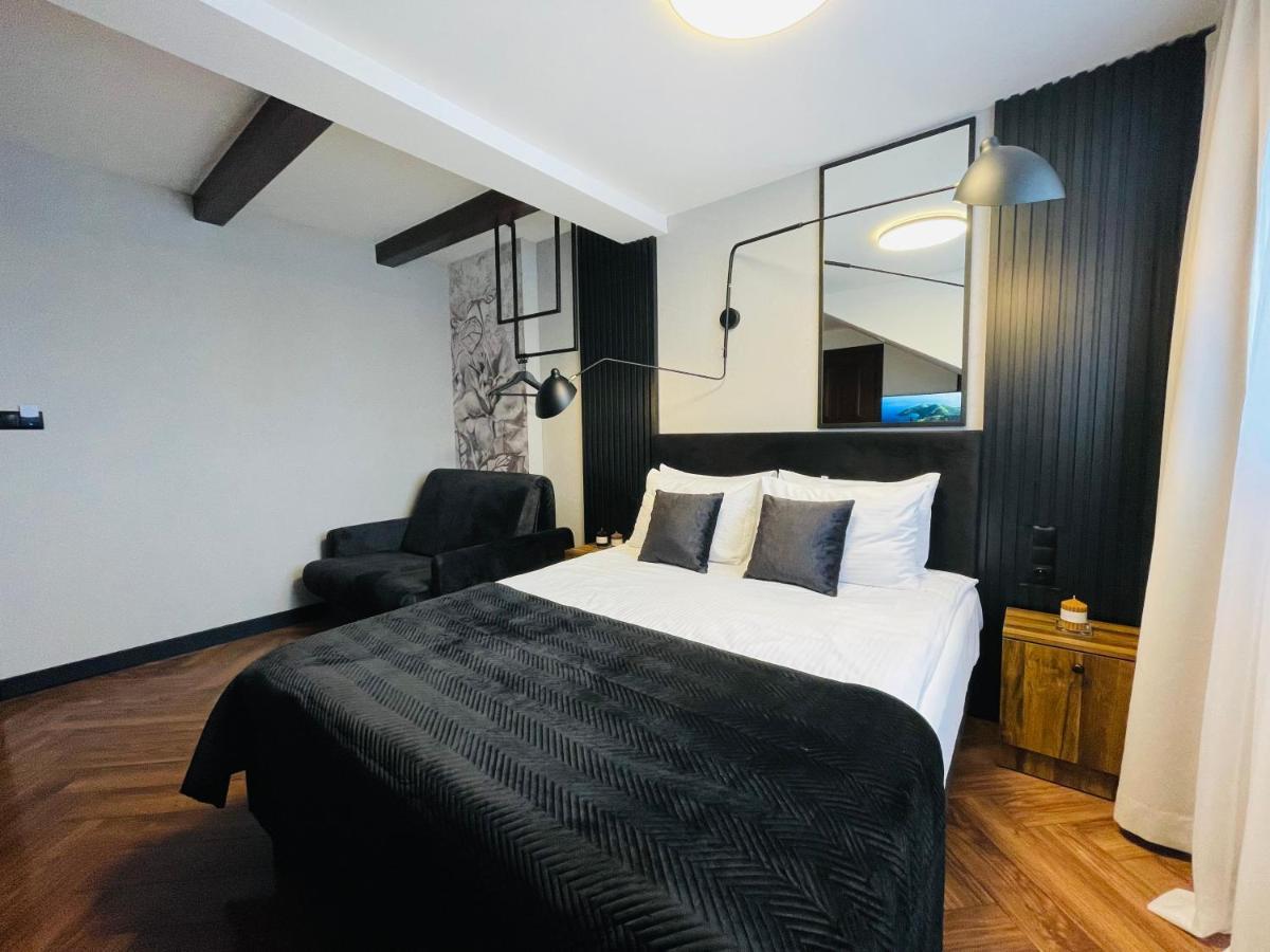 Hotel Millennium Przasnysz Buitenkant foto